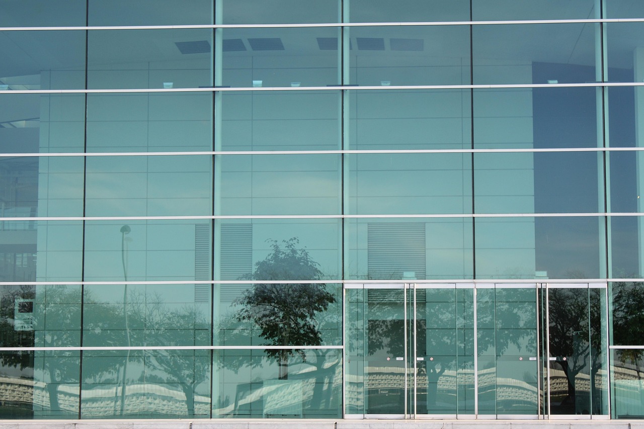 百合网实名账号：腾讯mc代理平台