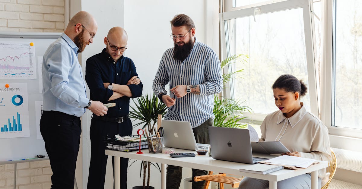 DDOS网页端|黑客是如何利用社交工程攻击受害者的